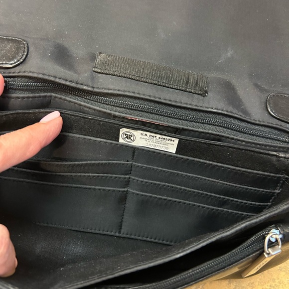 HOBO Black Leather Shoulder Bag - Picture 12 of 12